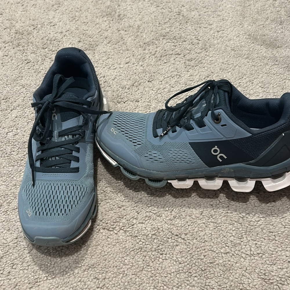 Women’s On Running Cloudace